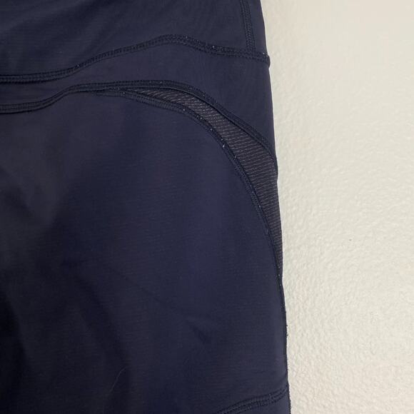 Lululemon Cropped Leggings Mesh details Blue Size 10 - Picture 6 of 8